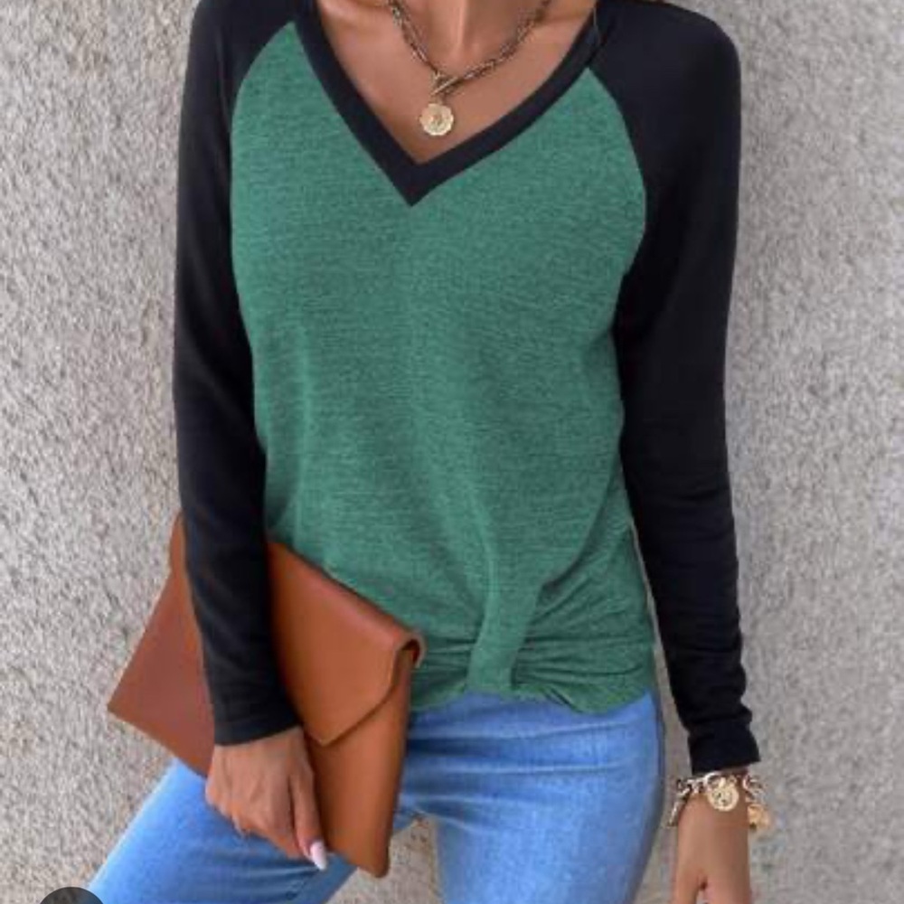 SHEIN NWOT Knit Top Knot Front V Neck Long Sleeve Casual Blouse Size Large